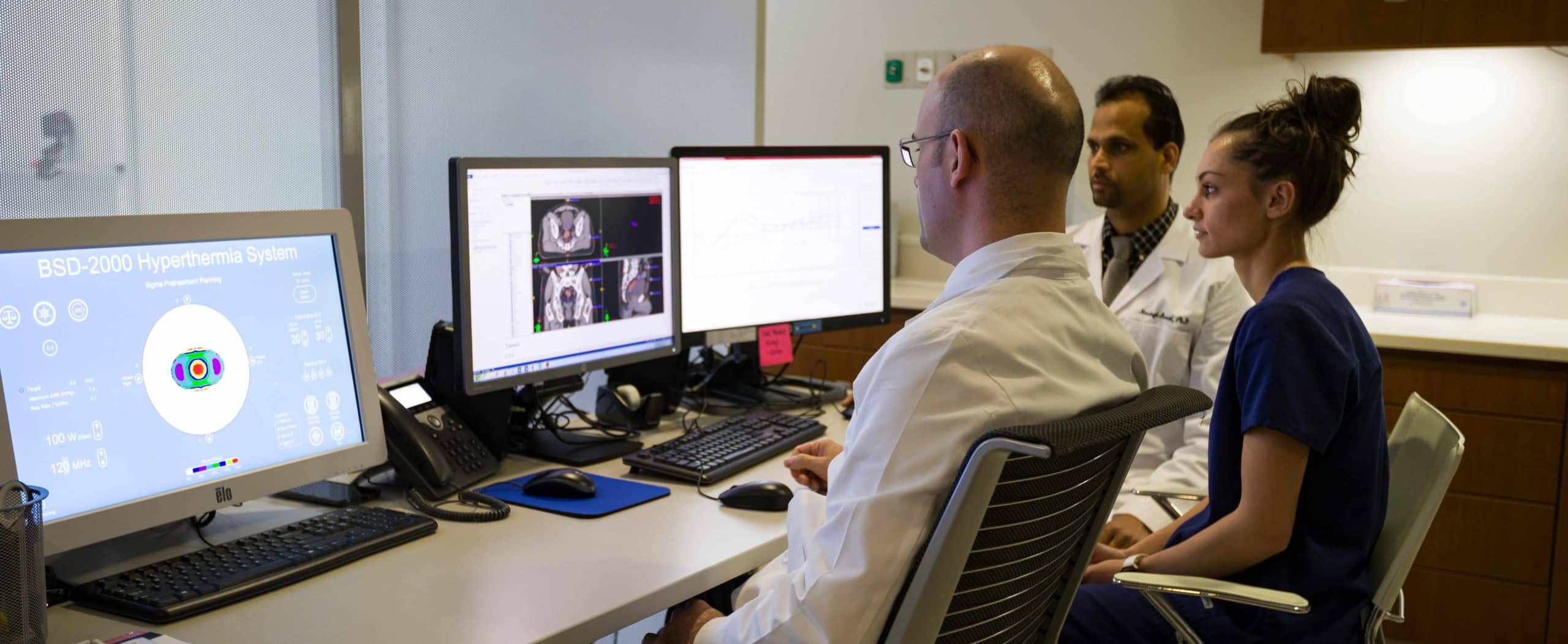 image_10 (1) Physicians reviewing scans